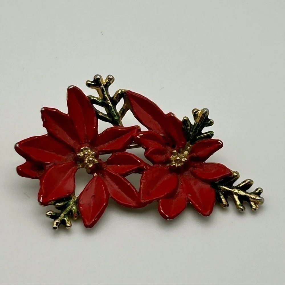 Vintage Red Enamel Poinsettia Brooch Christmas Holidays Floral Signed